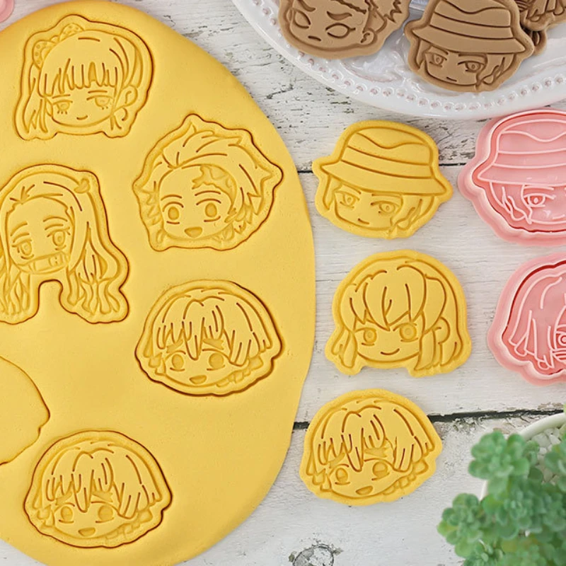 女性レイヤーケーキクッキーカッターセット、ベーキングモールド - Kitchen Gadgets In Japan のレビューと価格
