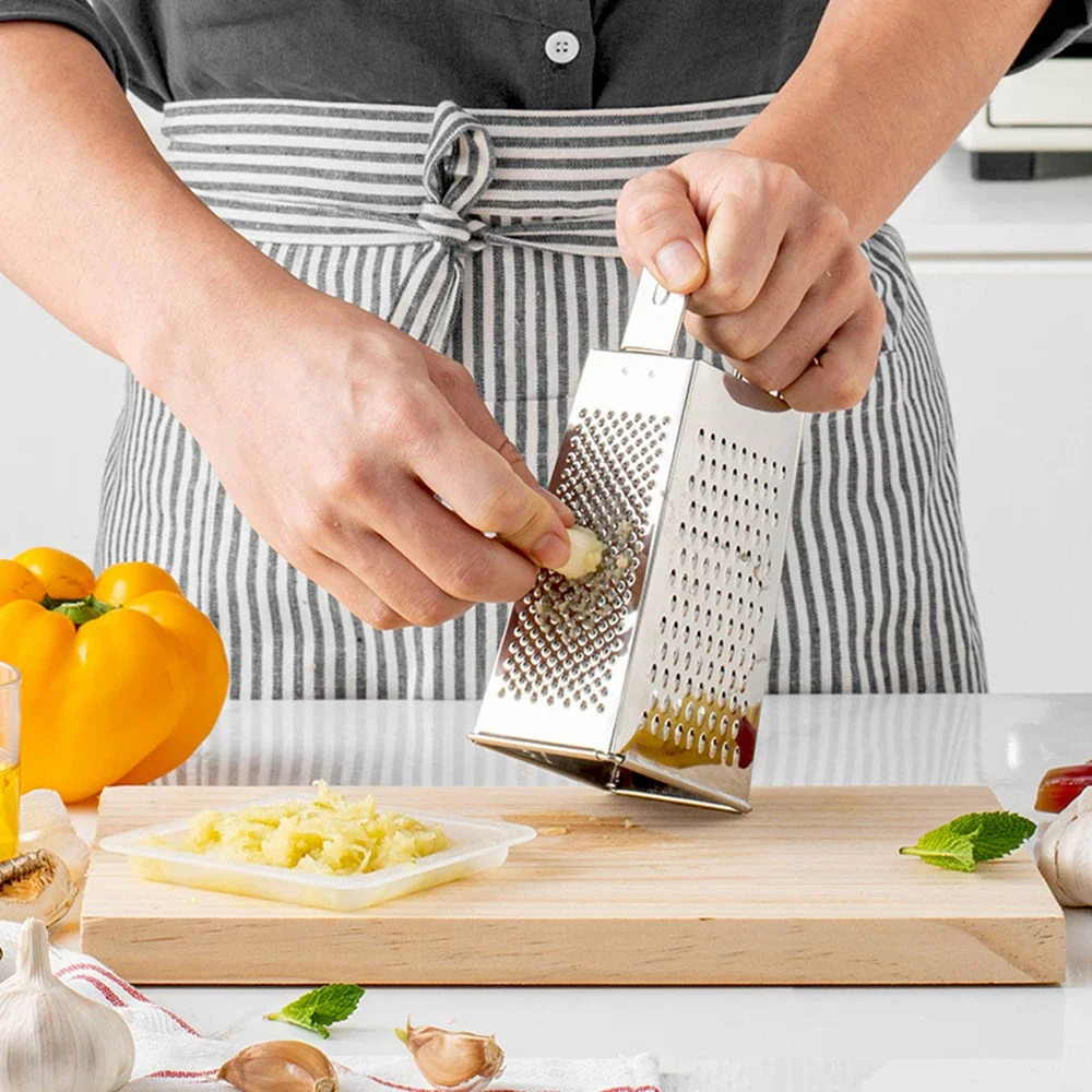 多目的おろし金野菜スライサー四面ボックスおろし金ステンレス鋼 - Kitchen Gadgets Peeler のレビューと価格